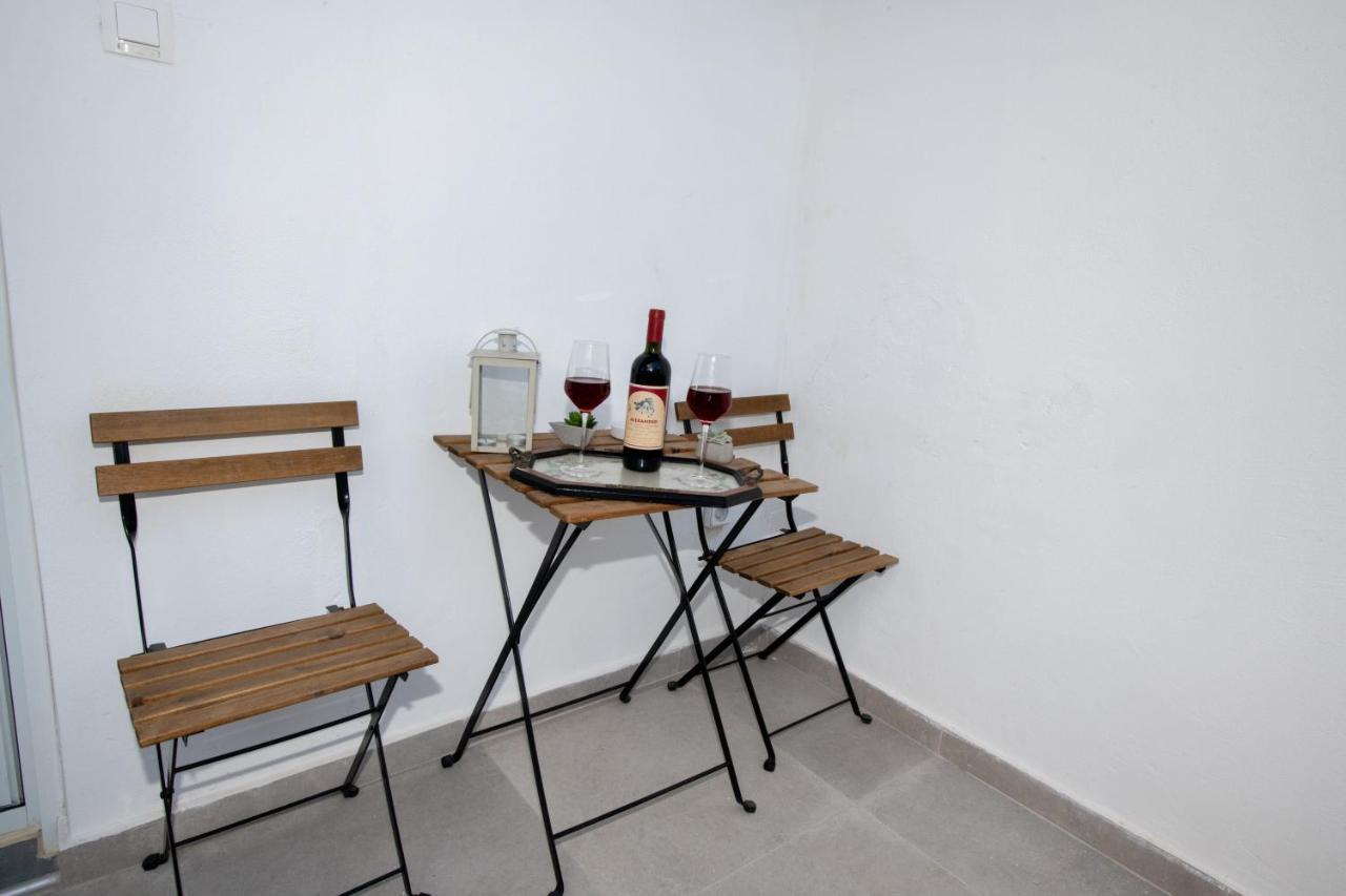 Kamári Sofia'S Apartment المظهر الخارجي الصورة